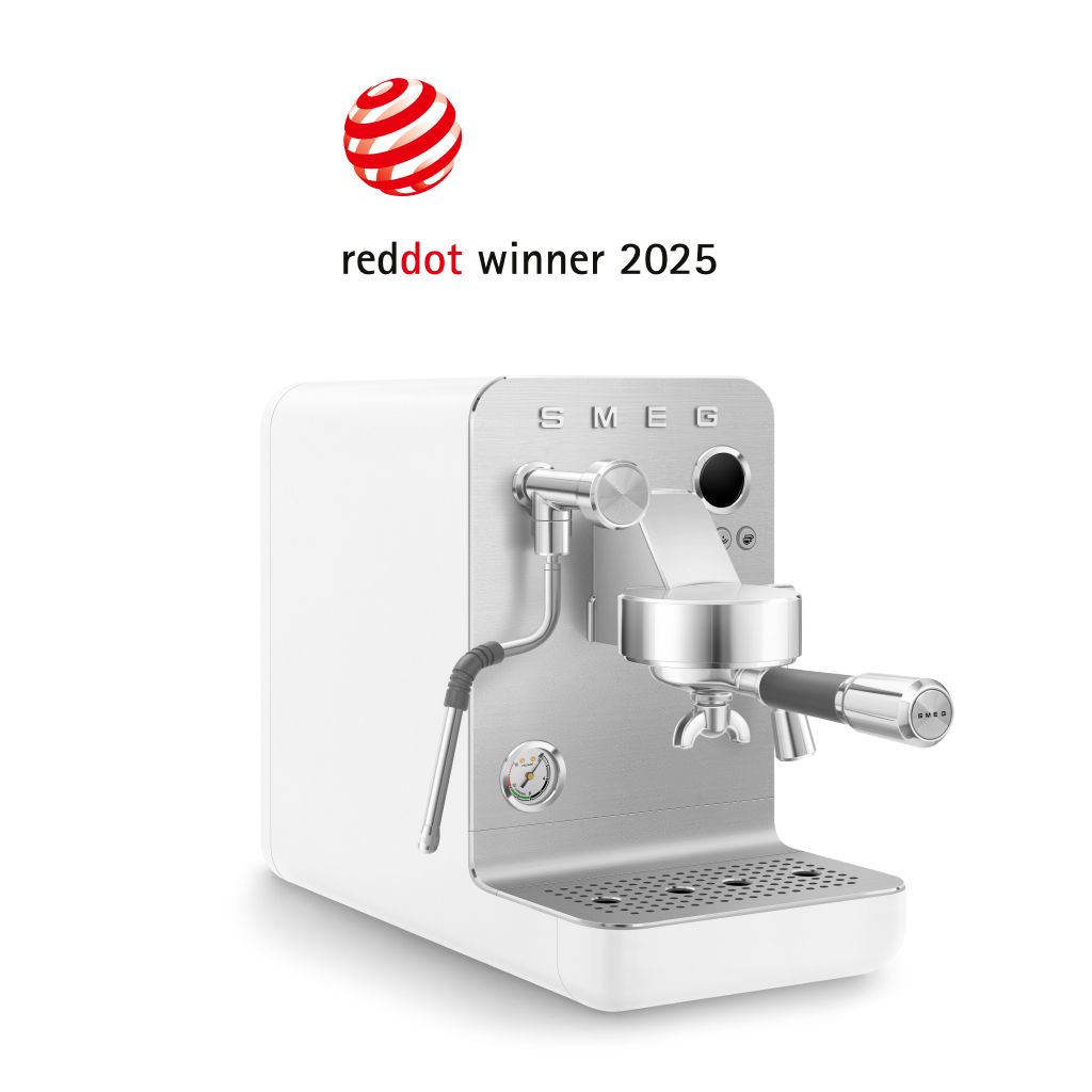 Smeg EMC02 wins Red Dot Design Award 2025